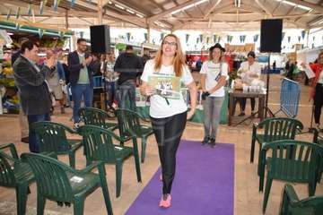 Presentación del calendario solidario 2010 en el Mercado Municipal de Telde (Foto TA)